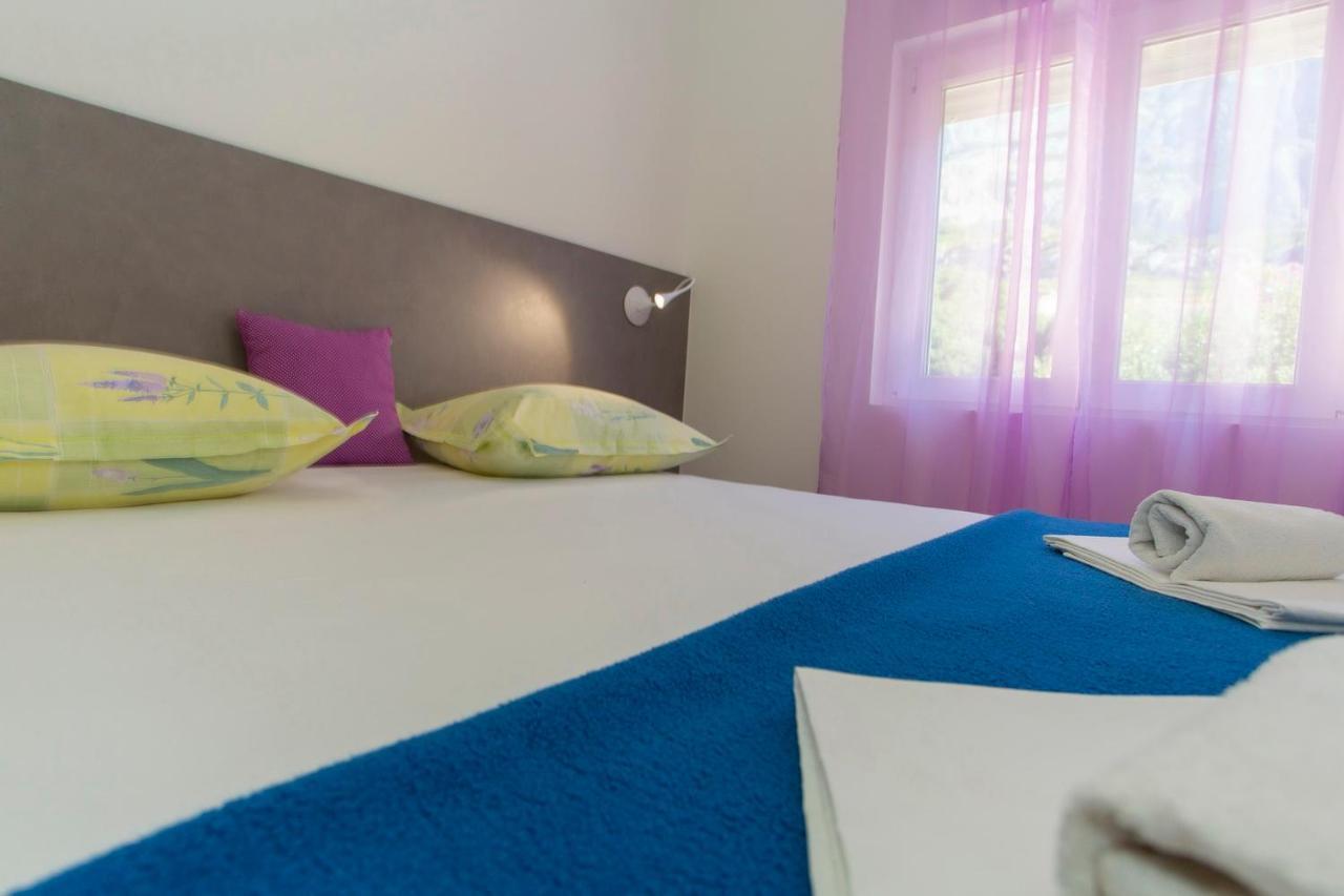 Apartments Loncar Tučepi Esterno foto