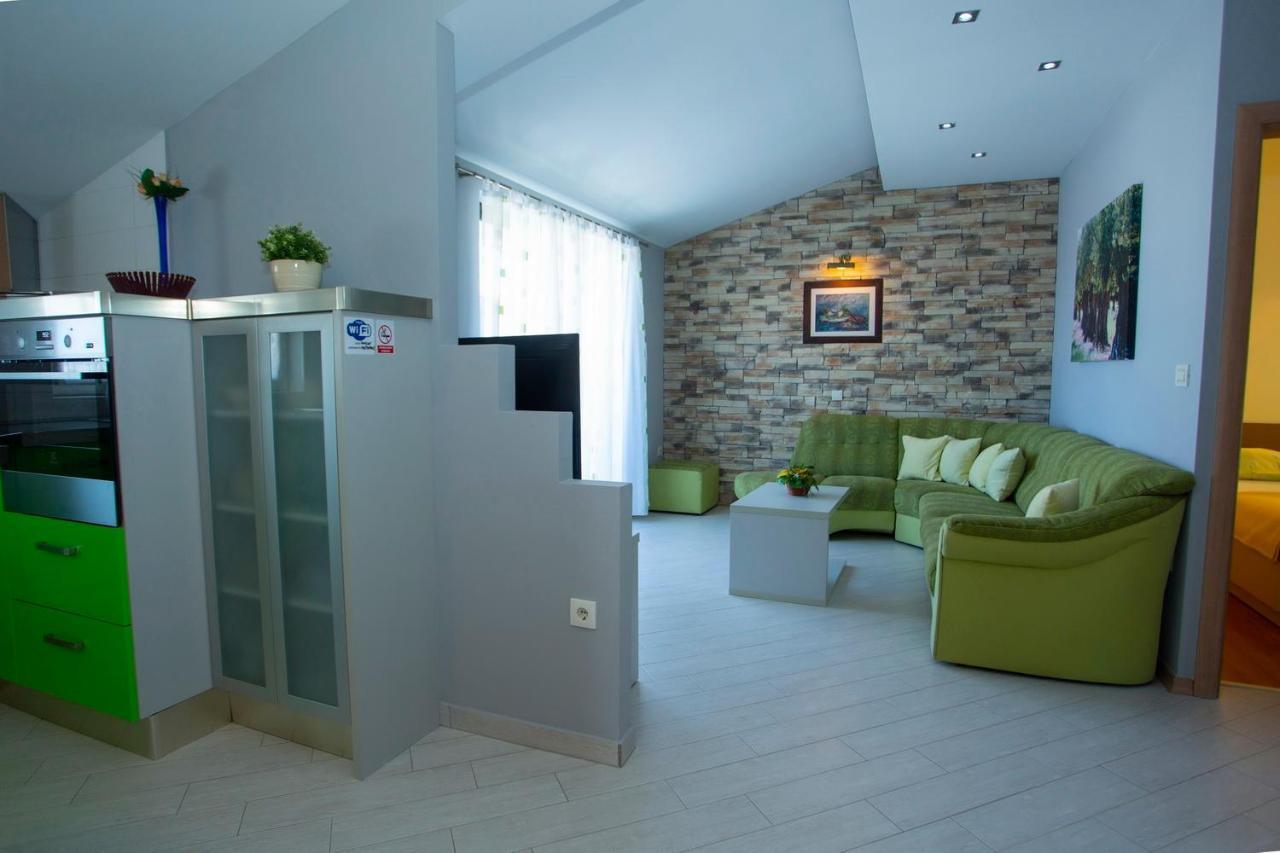 Apartments Loncar Tučepi Esterno foto