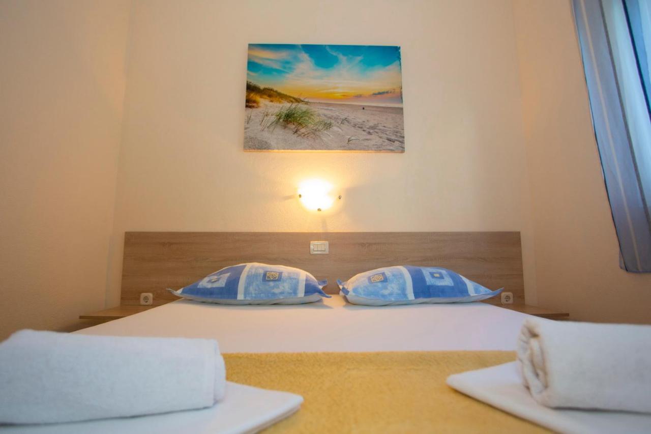 Apartments Loncar Tučepi Esterno foto
