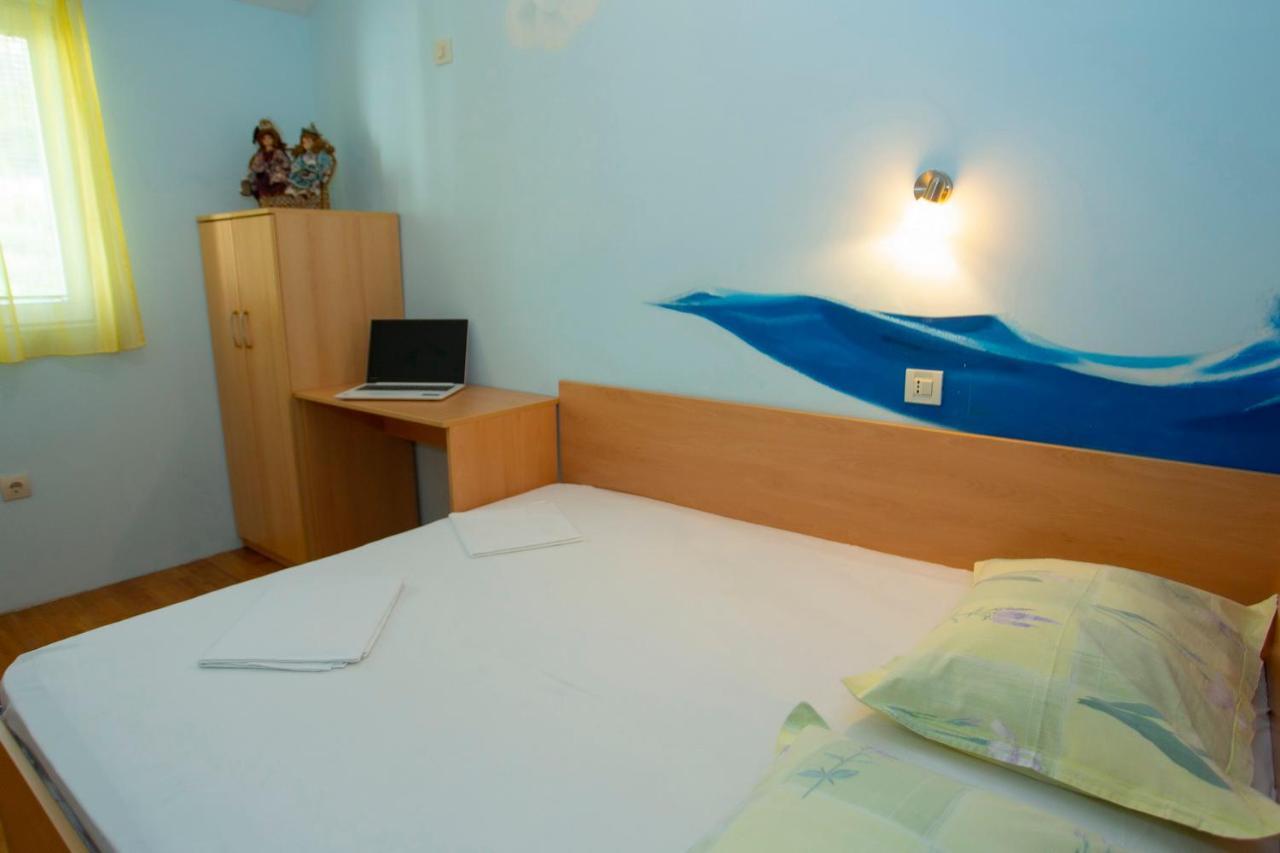 Apartments Loncar Tučepi Esterno foto