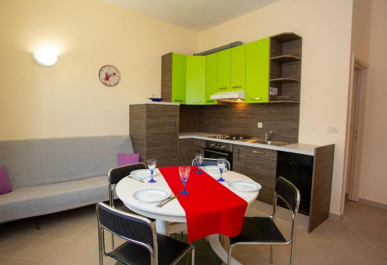 Apartments Loncar Tučepi Esterno foto