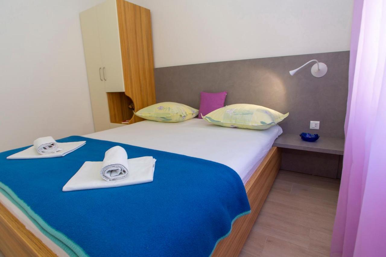 Apartments Loncar Tučepi Esterno foto