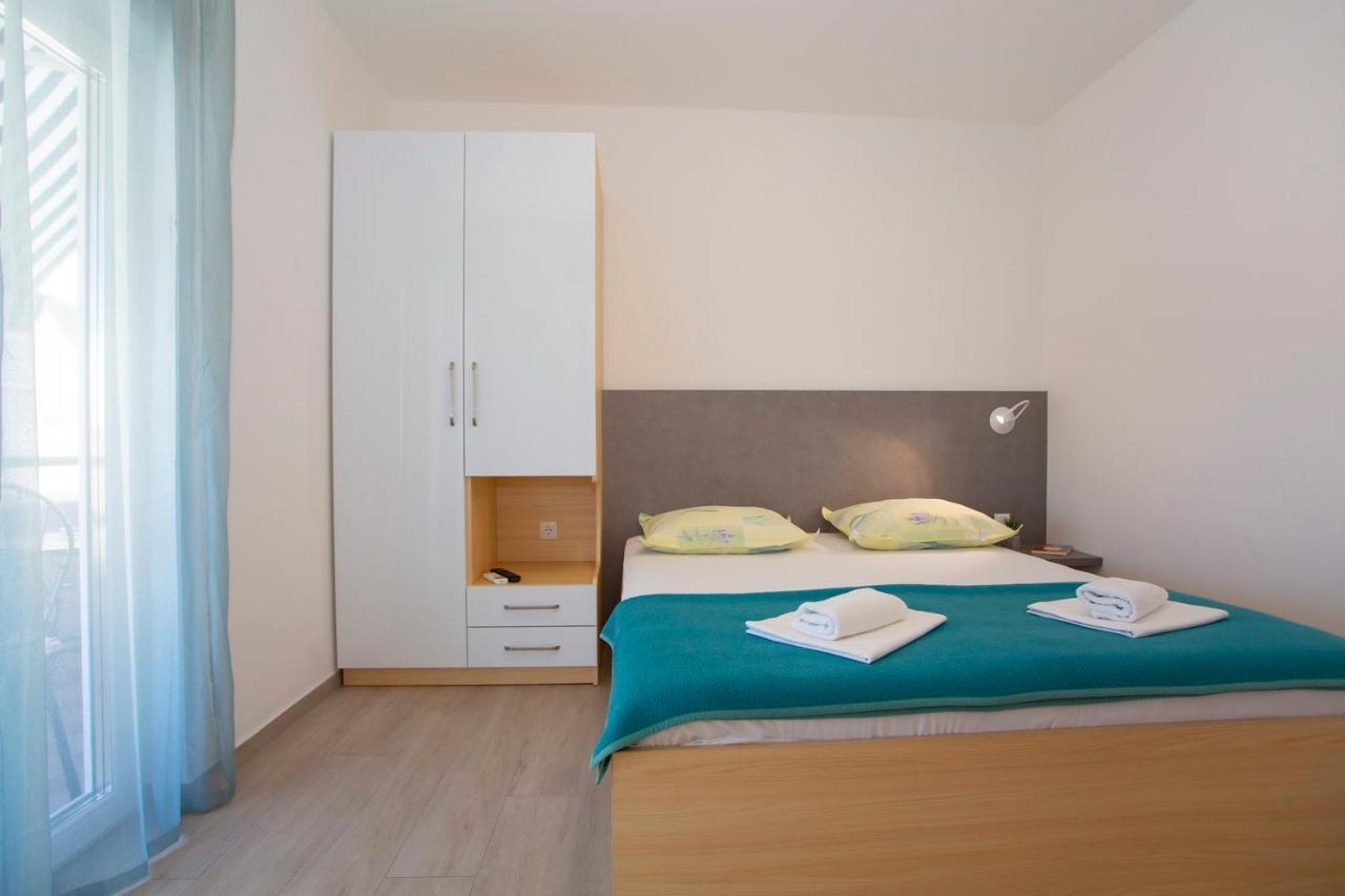 Apartments Loncar Tučepi Esterno foto